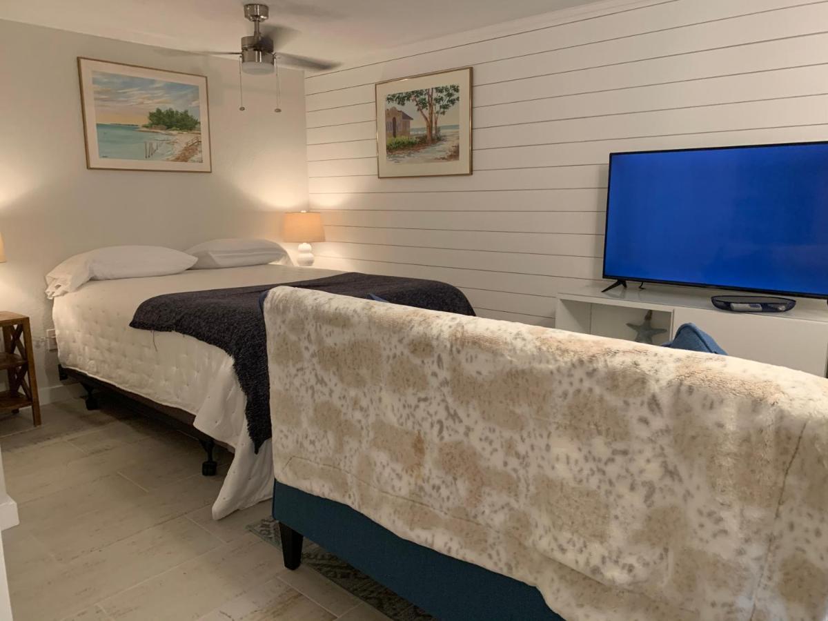 Tides Inn On The Bay Vacation Homes Bradenton Beach Exterior foto